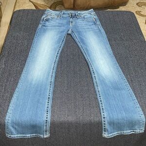 Miss Me boot cut Fleur de Lis jeans size 28 x 31